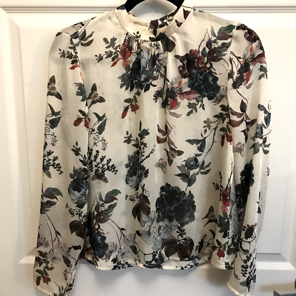 Stradivarius long sleeve floral blouse